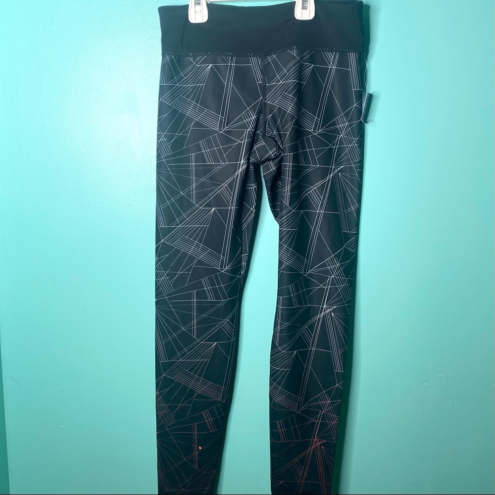 ❤️‍🔥3 / 30❤️‍🔥 Athletic Leggings Size Small